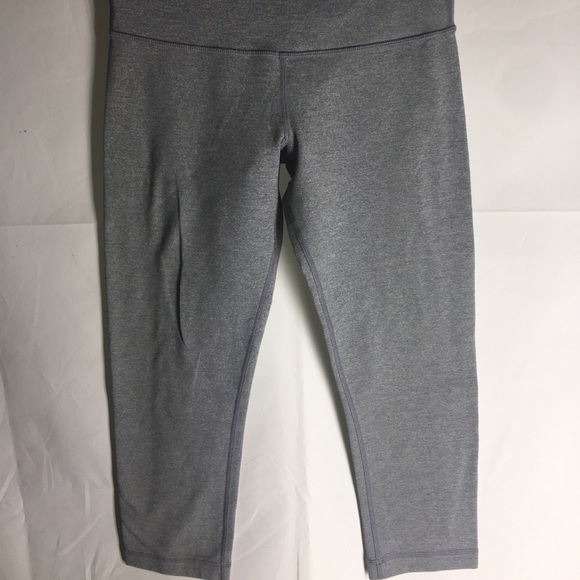Lululemon crop leggings - Picture 2 of 5
